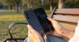 Galaxy Z Fold 8 Display Corners Can Bend Inward On Purpose, Samsung Says [Gallery]
